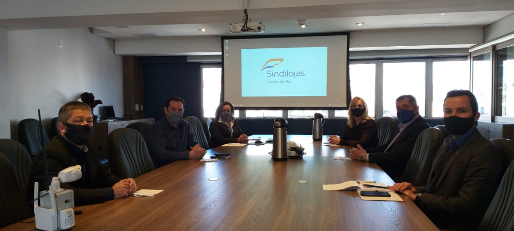 Sindilojas Caxias recebe secretário de Segurança