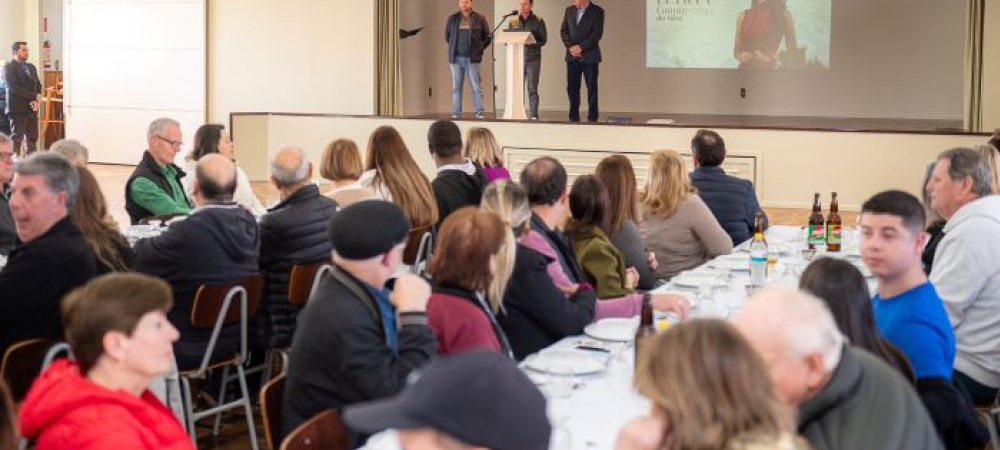 Comerciantes são homenageados em tradicional almoço festivo em Caxias do Sul