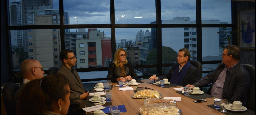 Sindilojas recebe presidente da Fecomércio em Caxias