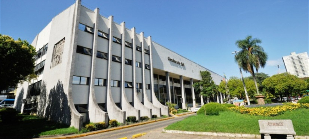 SINDILOJAS CAXIAS SE REÚNE COM PREFEITO E VICE-PREFEITA