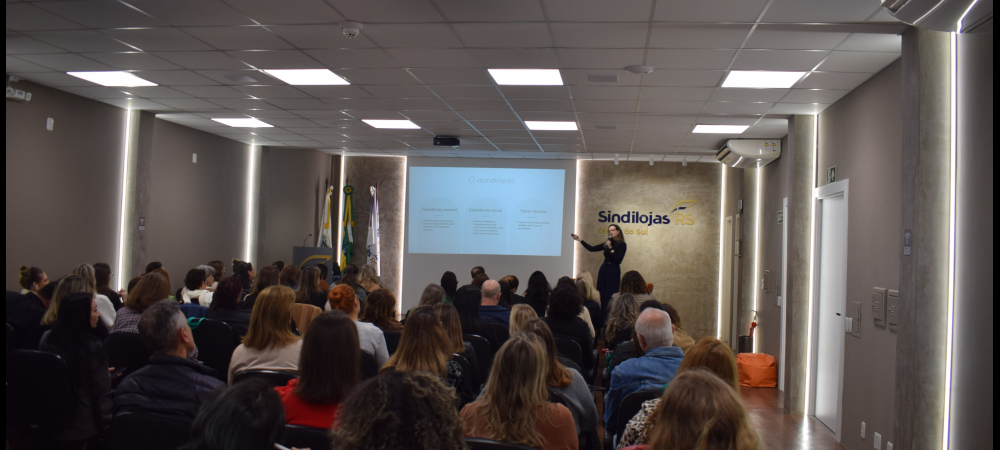  Sindilojas Caxias discute experiência de compra para o público 60+ no Café com Ideias 