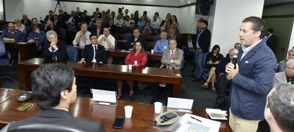 Sindilojas participa de audiência pública sobre comércio ilegal no RS 