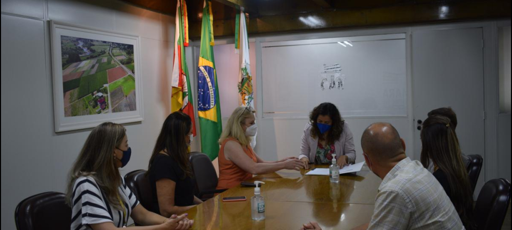 Sindilojas Caxias faz visita à Câmara de Vereadores