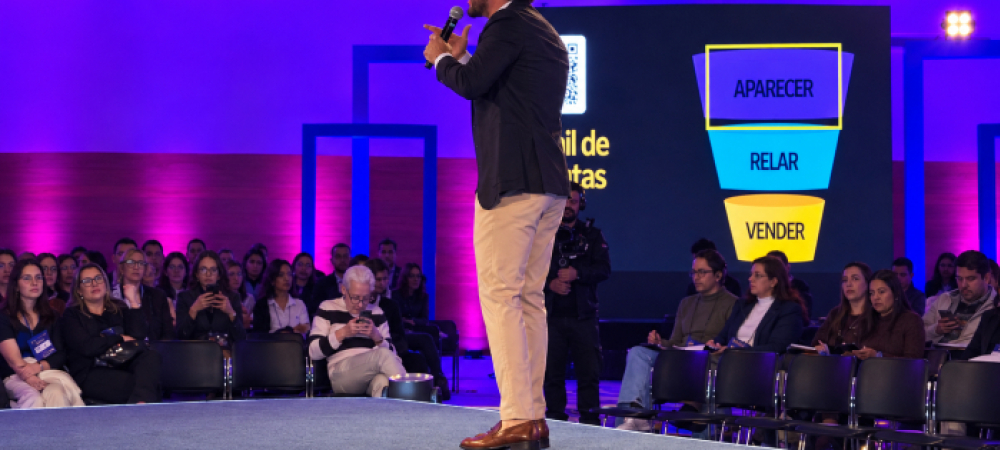 Sindilojas Caxias leva ao evento Varejo 360° empresários em busca de novas perspectivas para o comércio da serra